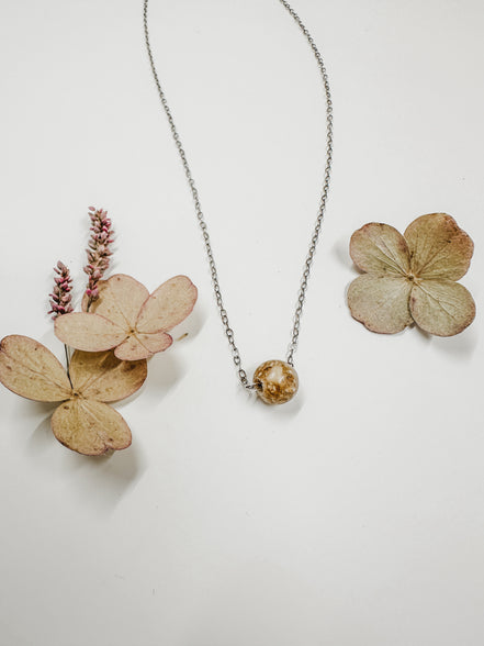 Dainty Bead Necklace