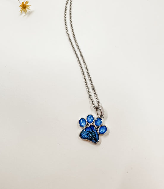 Paw necklace