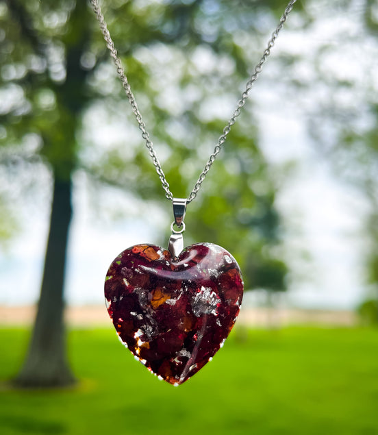 Alice Pendant Necklace